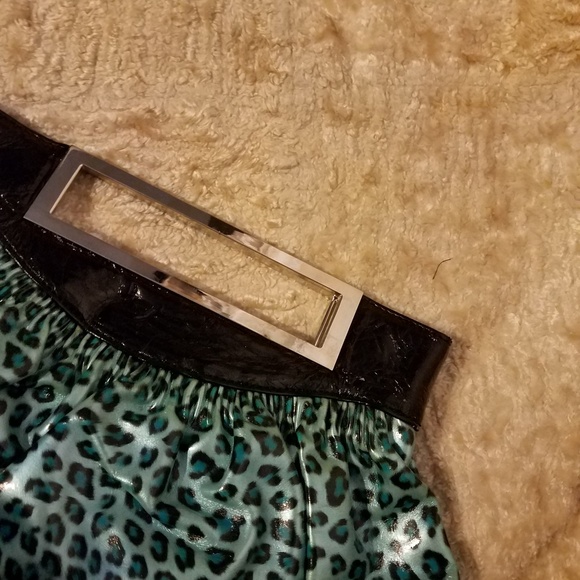 Suzie Lee small blue purse - Picture 3 of 8